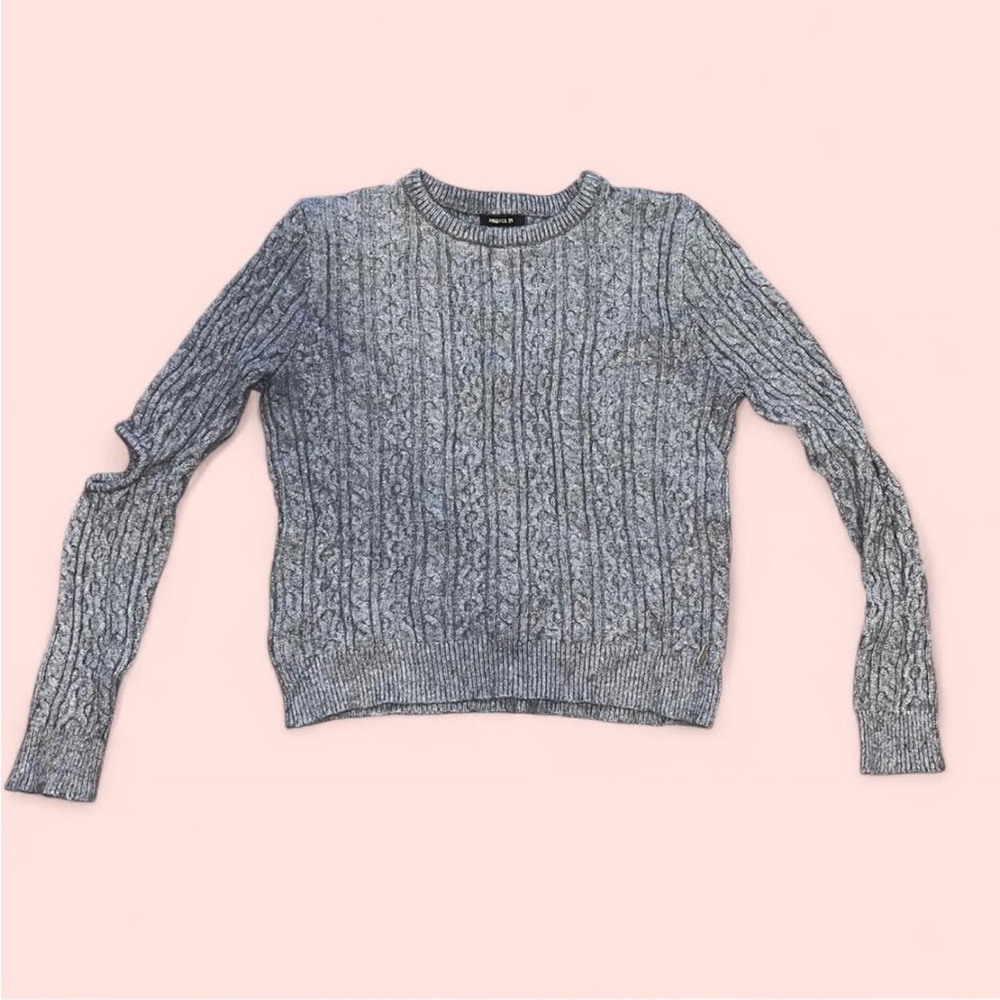Forever 21 Gray Crew Neck Cable Knit Sweater